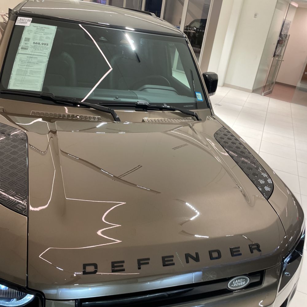 2024 Land Rover Defender 110 P400 S