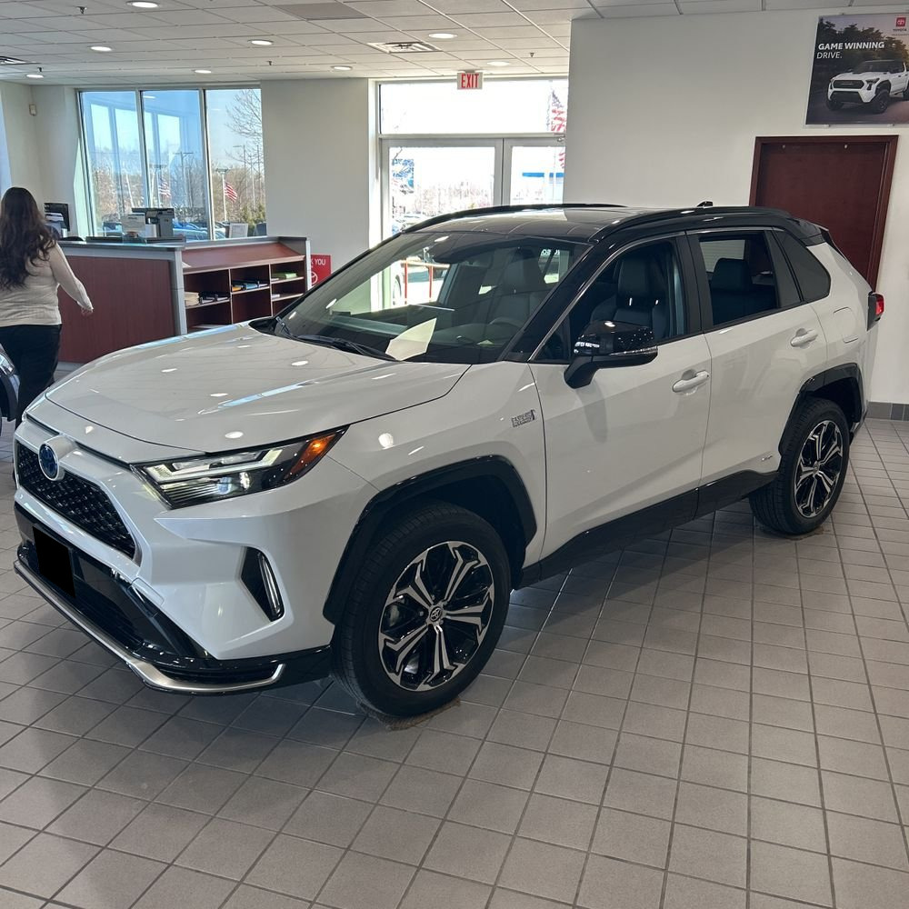 2024 Toyota RAV4 Prime XSE