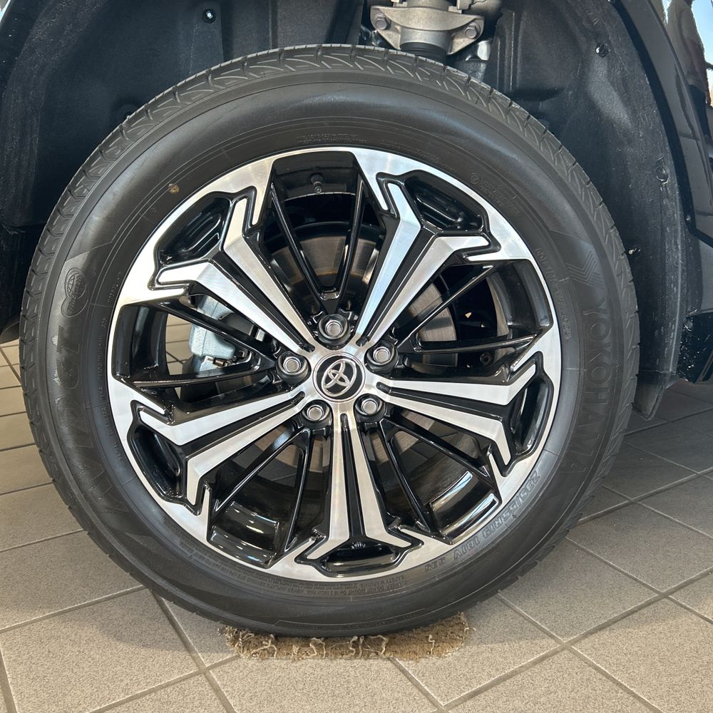 2024 Toyota RAV4 Prime XSE