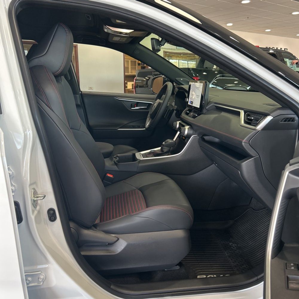 2024 Toyota RAV4 Prime XSE