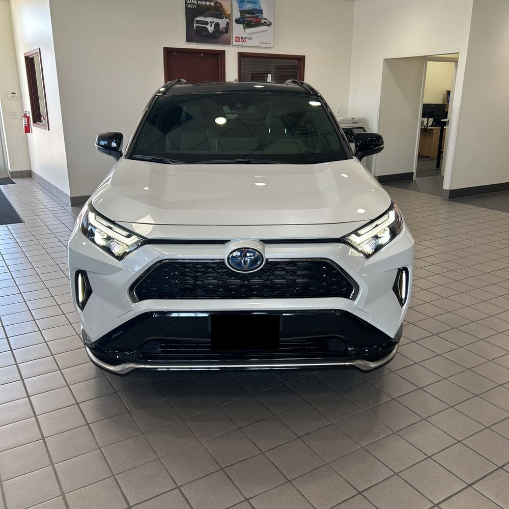 2024 Toyota RAV4 Prime XSE