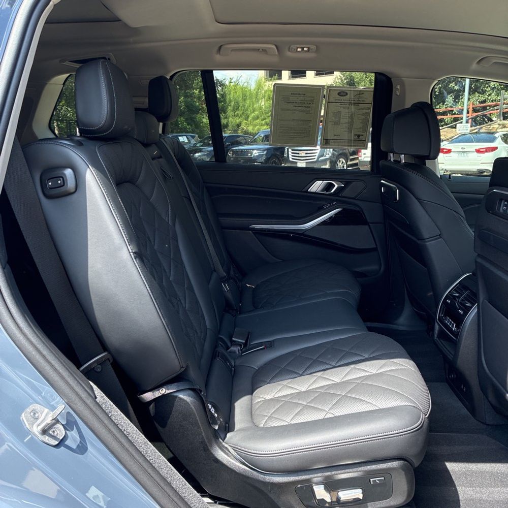 2024 BMW X7 XDrive40i