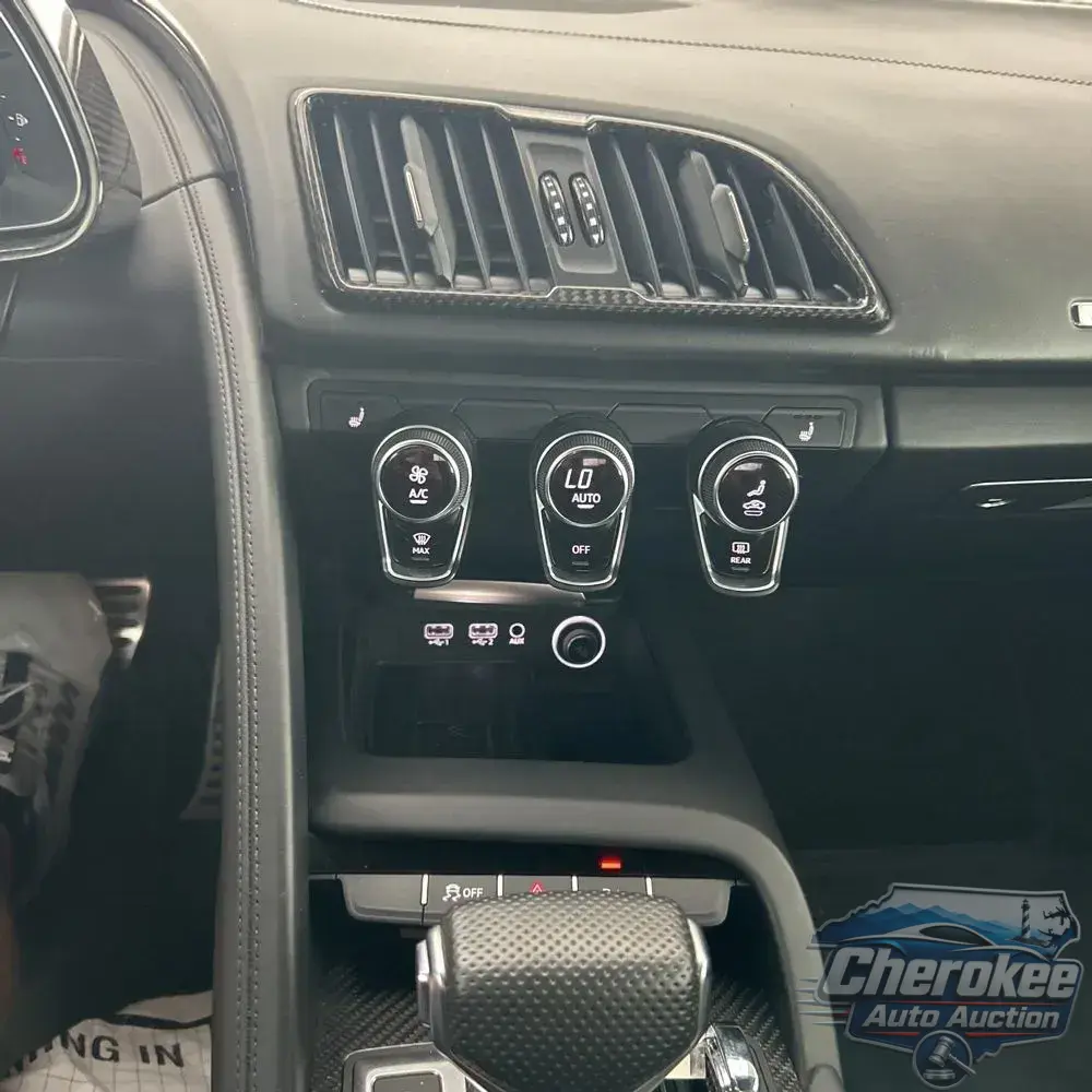 2023 Audi R8 V10 Performance