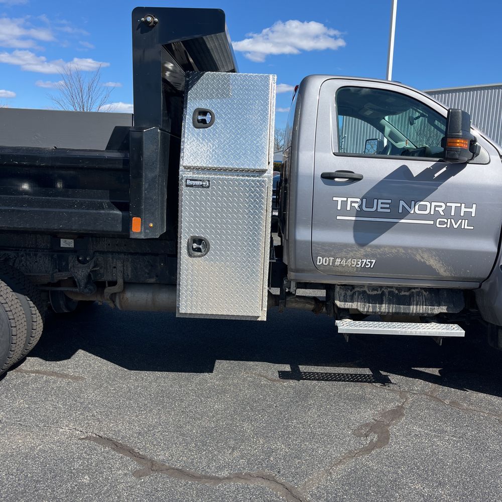 2024 Chevrolet Silverado 6500HD 1WT
