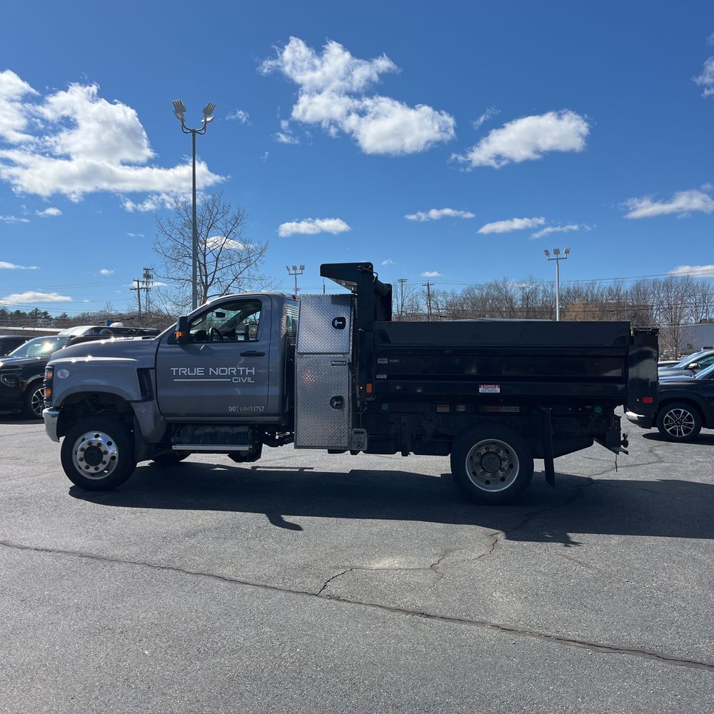 2024 Chevrolet Silverado 6500HD 1WT