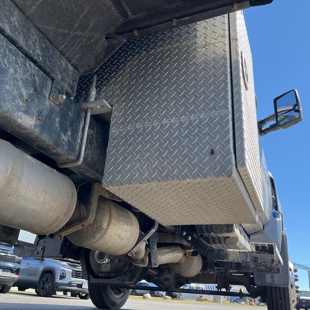 2024 Chevrolet Silverado 6500HD 1WT