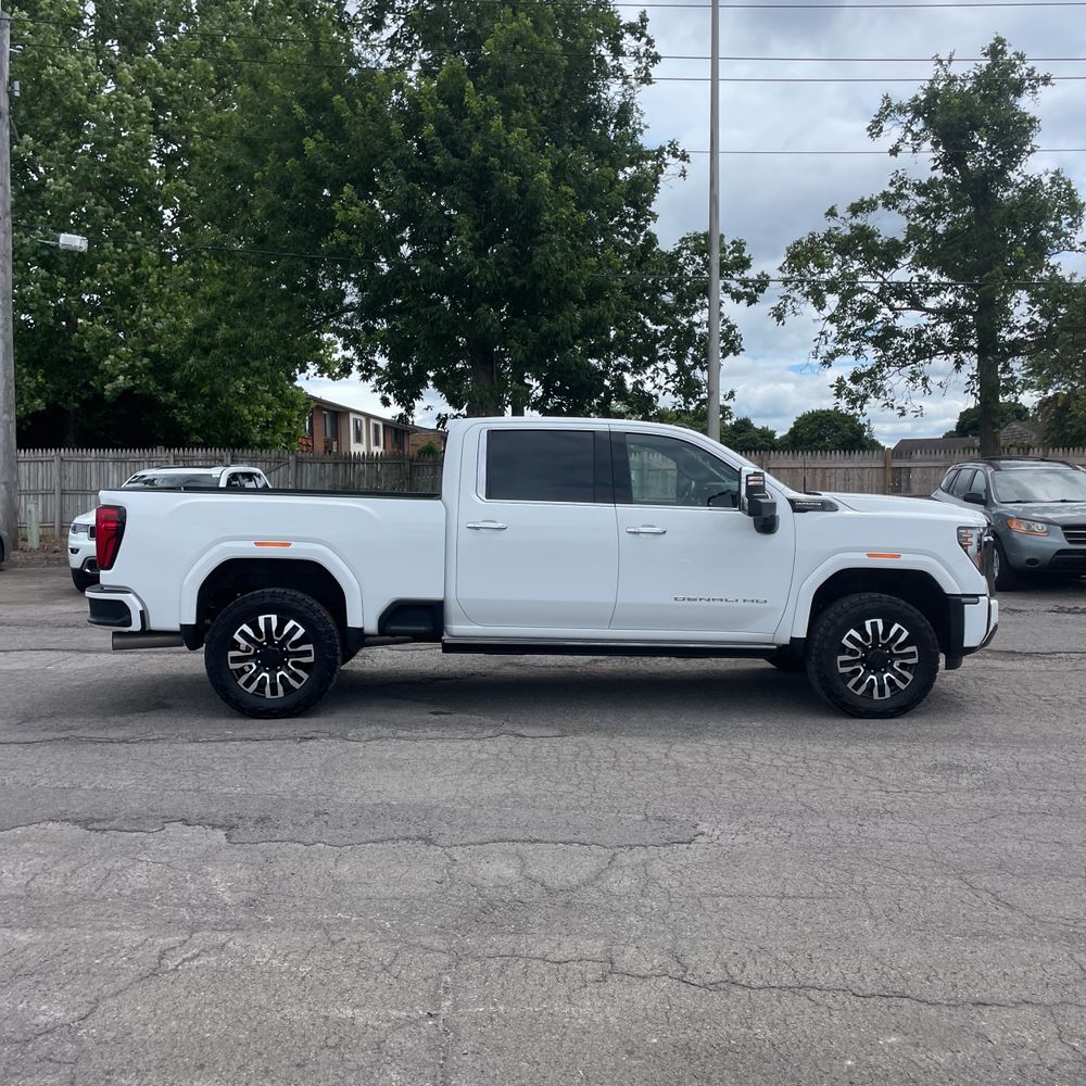 2024 GMC Sierra 2500HD Denali Ultimate