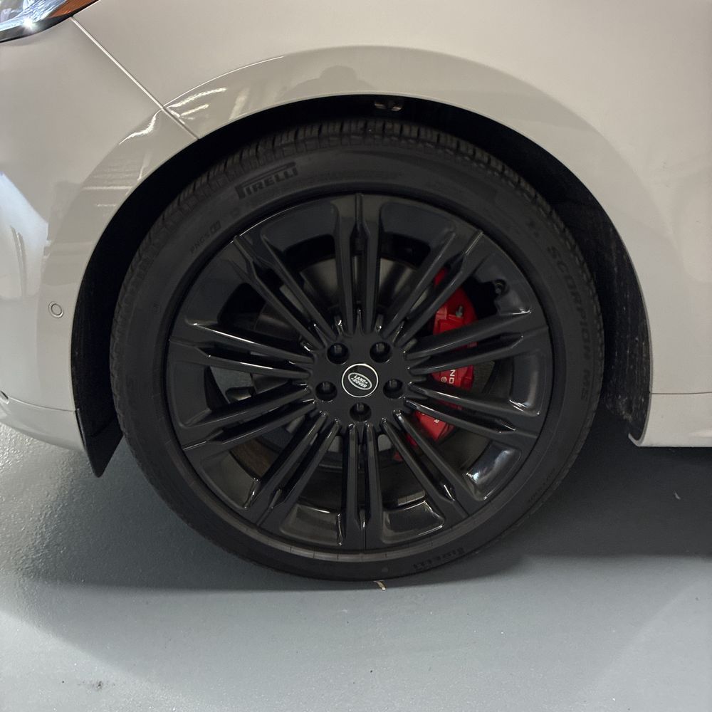 2025 Land Rover Range Rover Sport P460e Dynamic SE