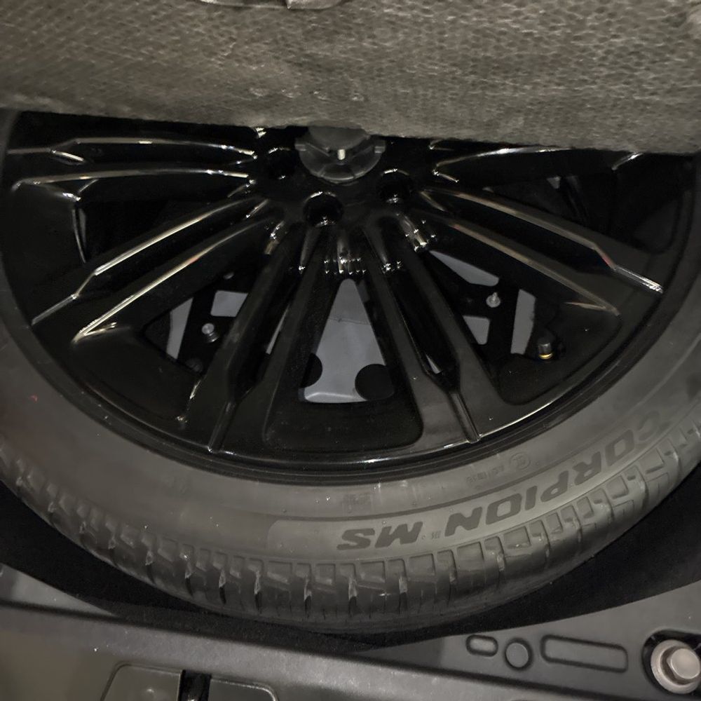 2025 Land Rover Range Rover Sport P460e Dynamic SE