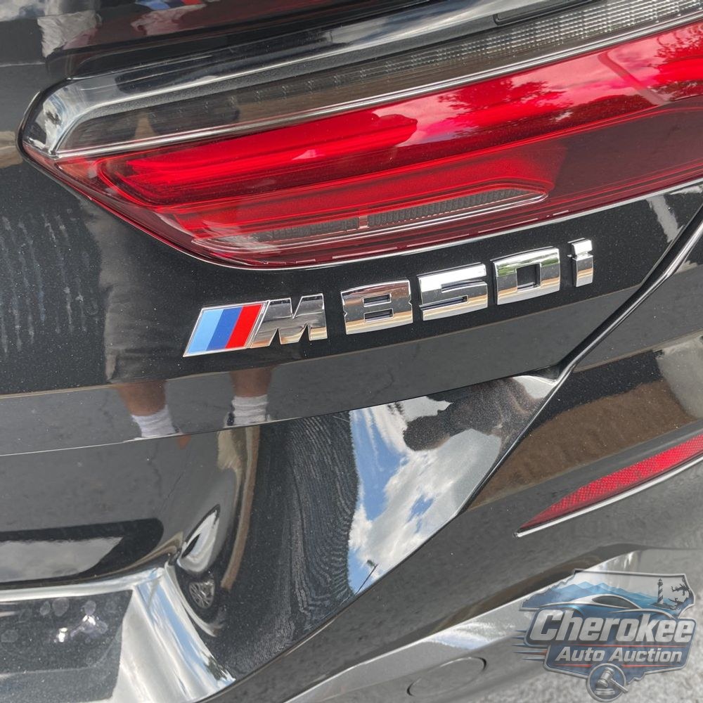 2025 BMW 8-Series M850i xDrive