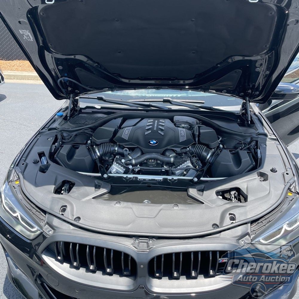 2025 BMW 8-Series M850i xDrive