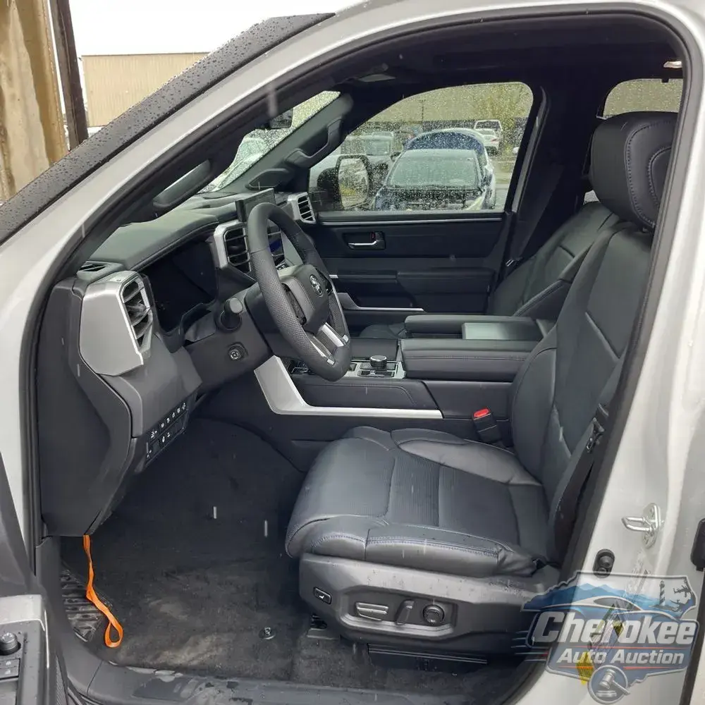 2025 Toyota Sequoia Platinum