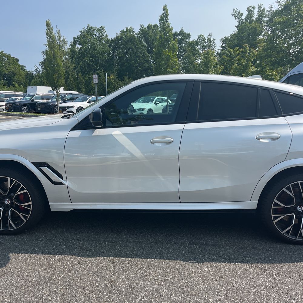 2023 BMW X6 M
