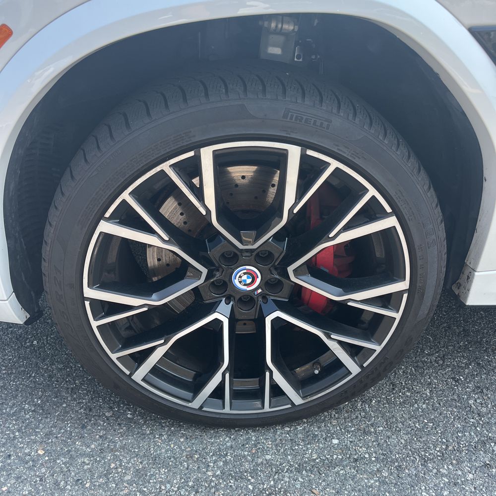 2023 BMW X6 M