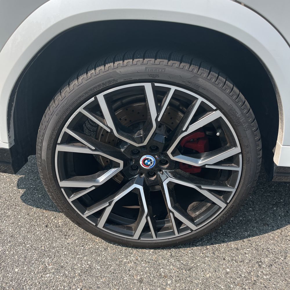 2023 BMW X6 M