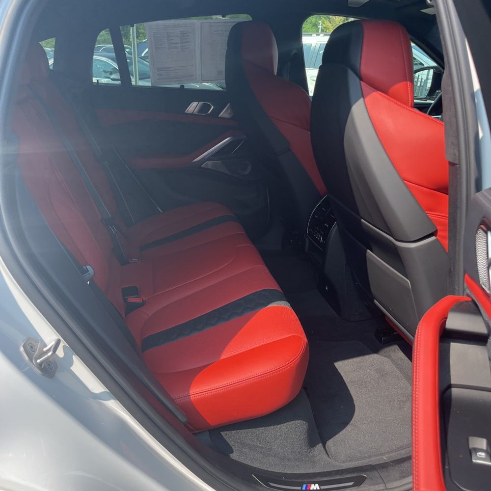 2023 BMW X6 M