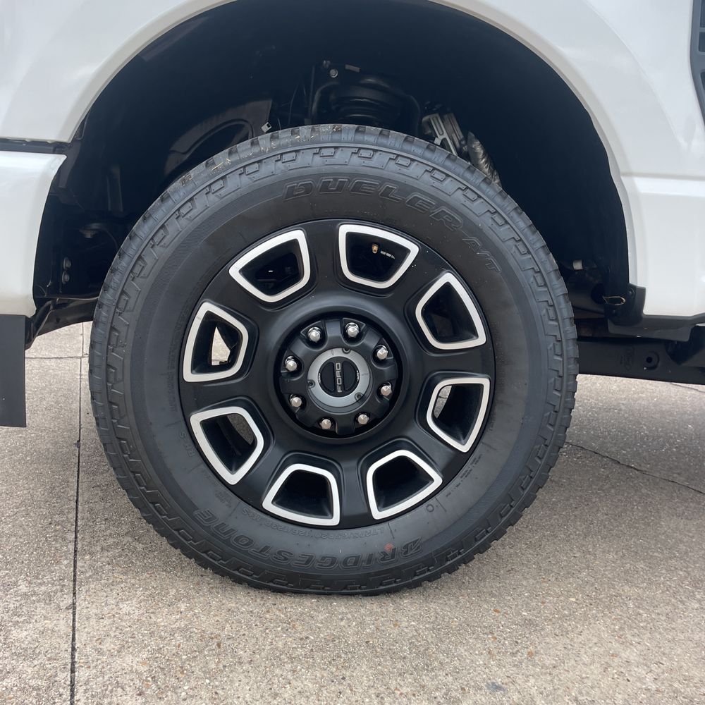2024 Ford F-250 Super Duty Platinum