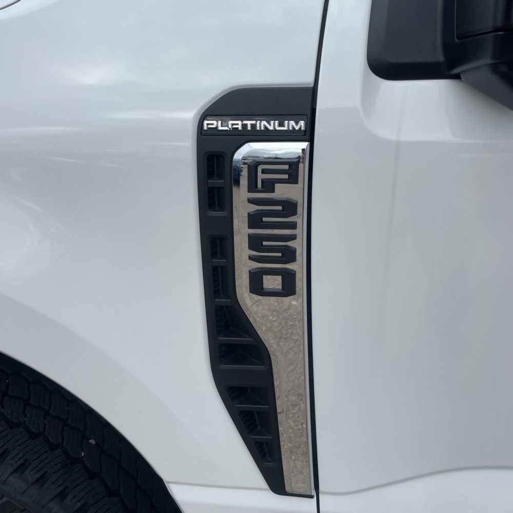 2024 Ford F-250 Super Duty Platinum