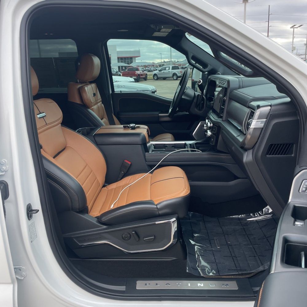 2024 Ford F-250 Super Duty Platinum