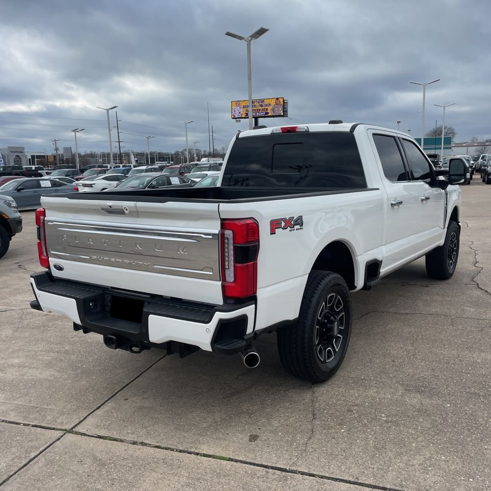 2024 Ford F-250 Super Duty Platinum