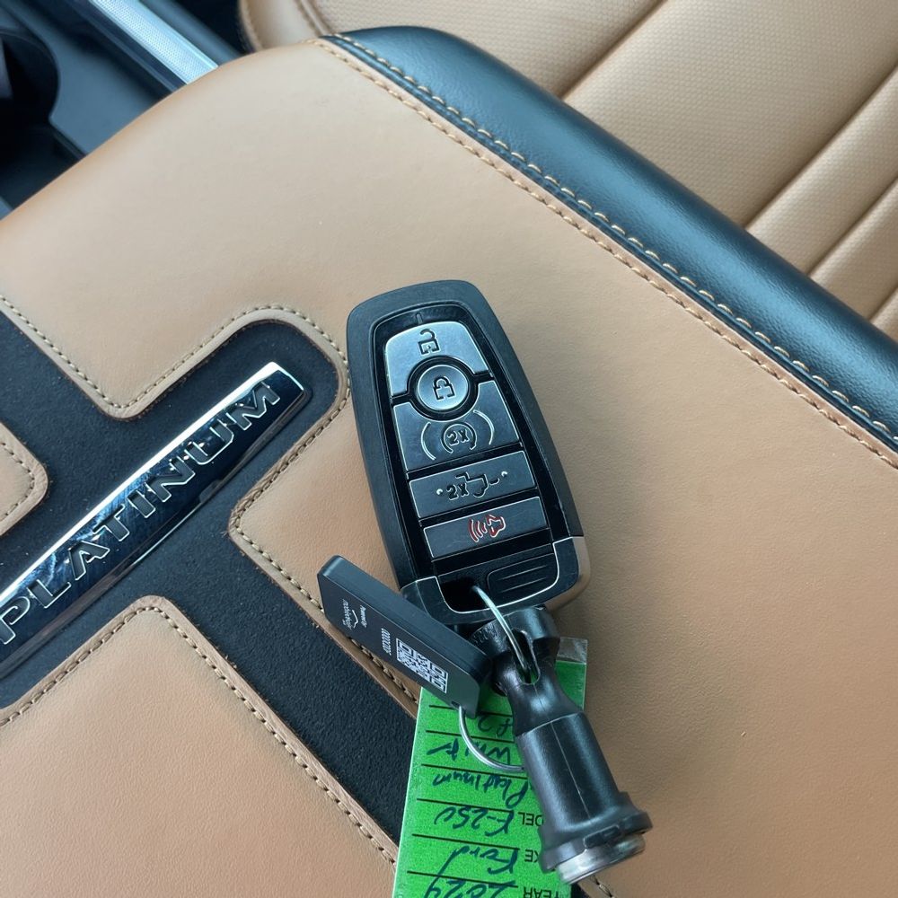 2024 Ford F-250 Super Duty Platinum