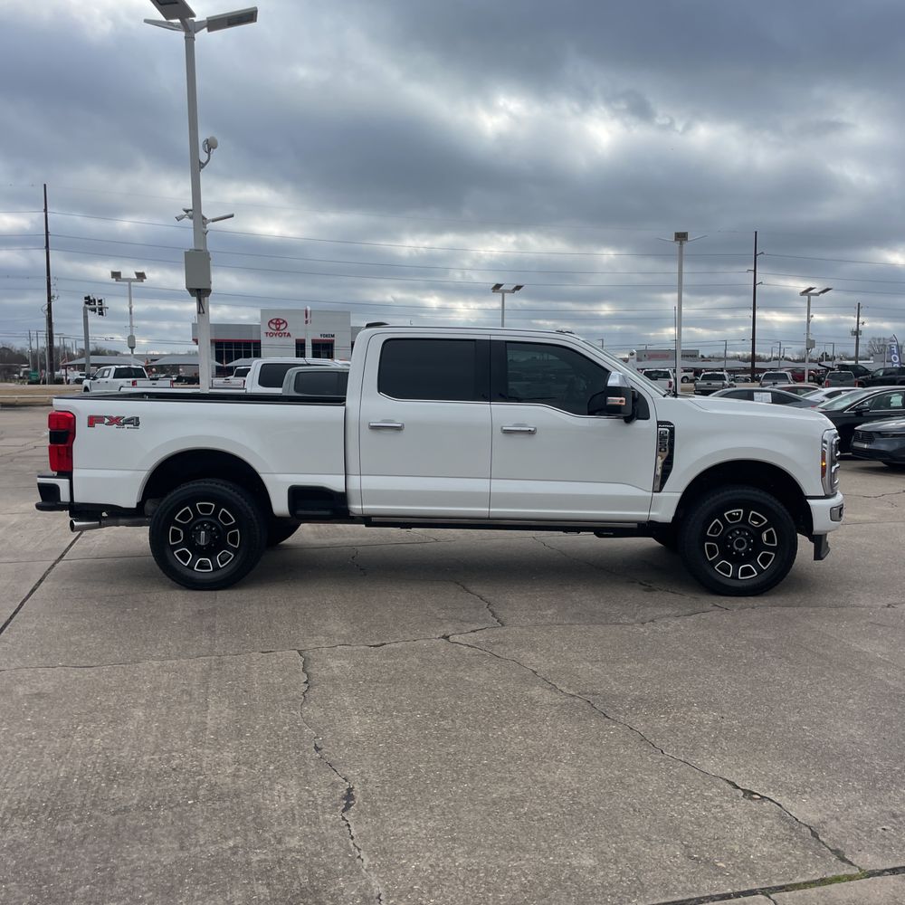 2024 Ford F-250 Super Duty Platinum
