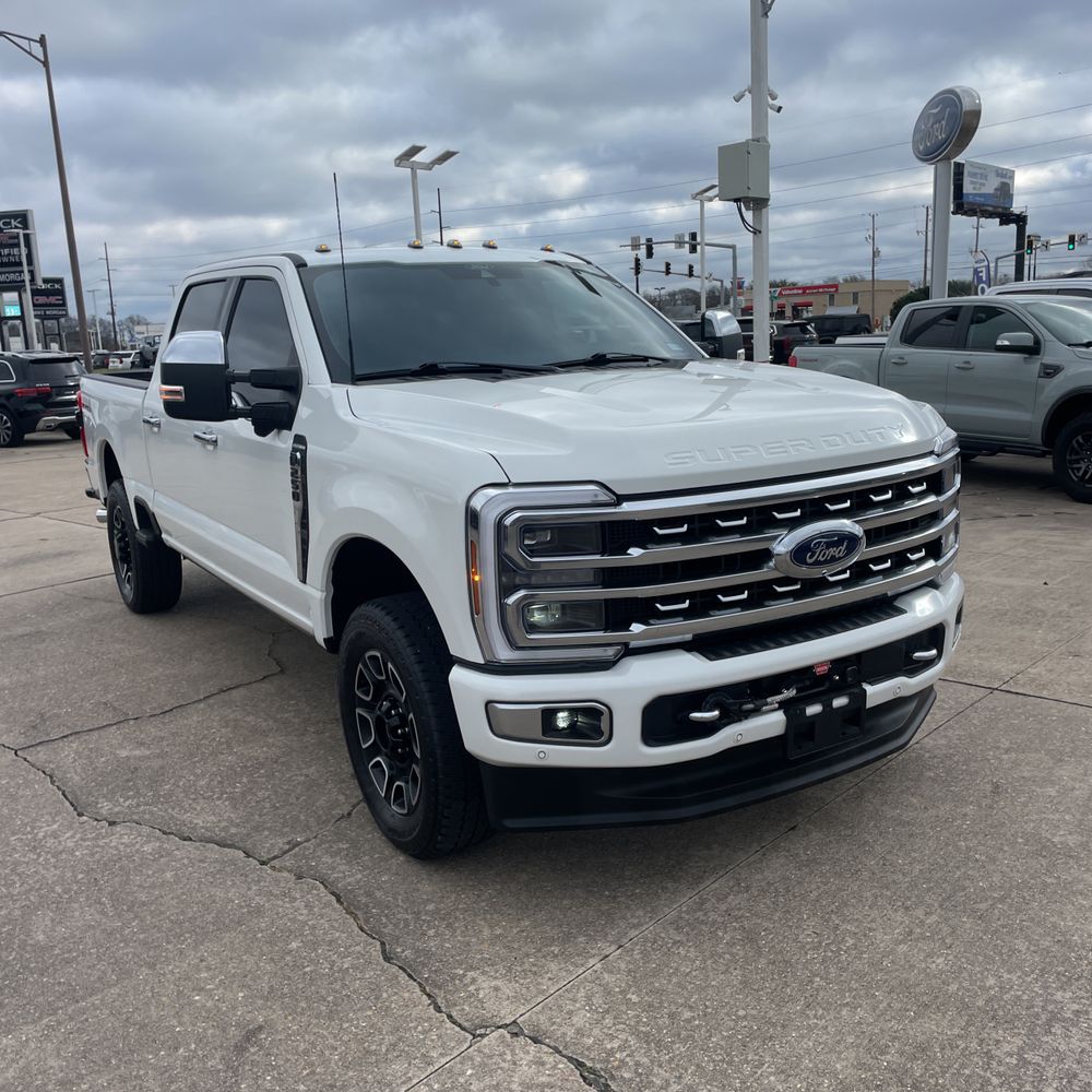2024 Ford F-250 Super Duty Platinum