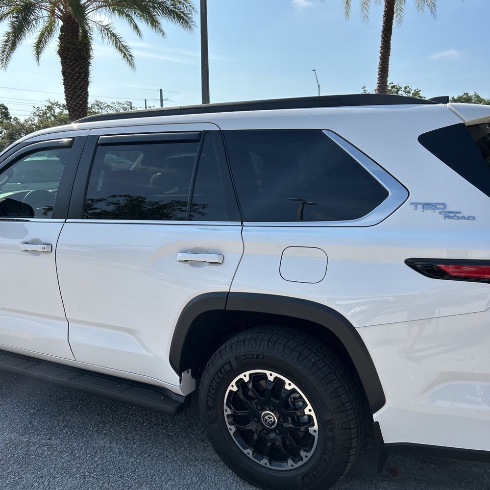 2024 Toyota Sequoia SR5