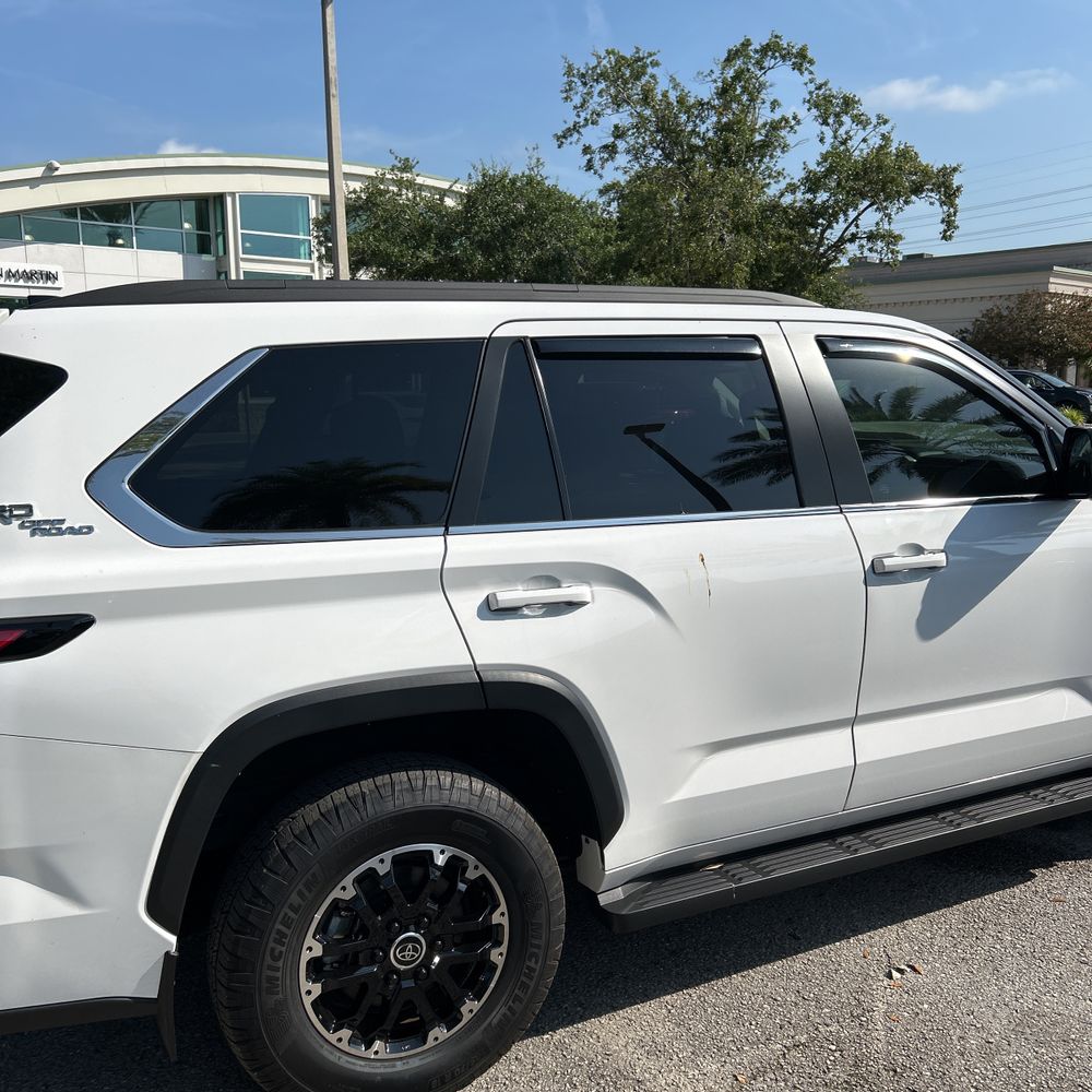 2024 Toyota Sequoia SR5