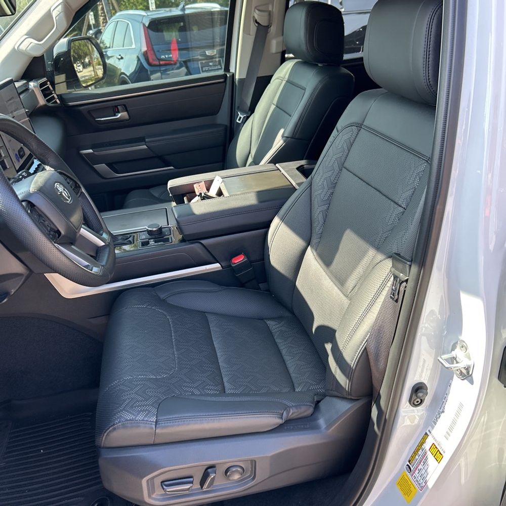 2024 Toyota Sequoia SR5