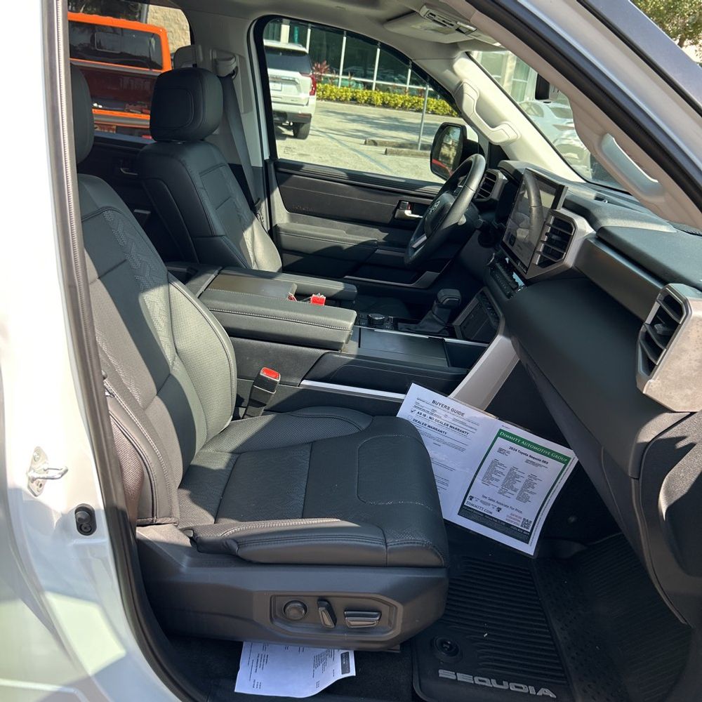 2024 Toyota Sequoia SR5