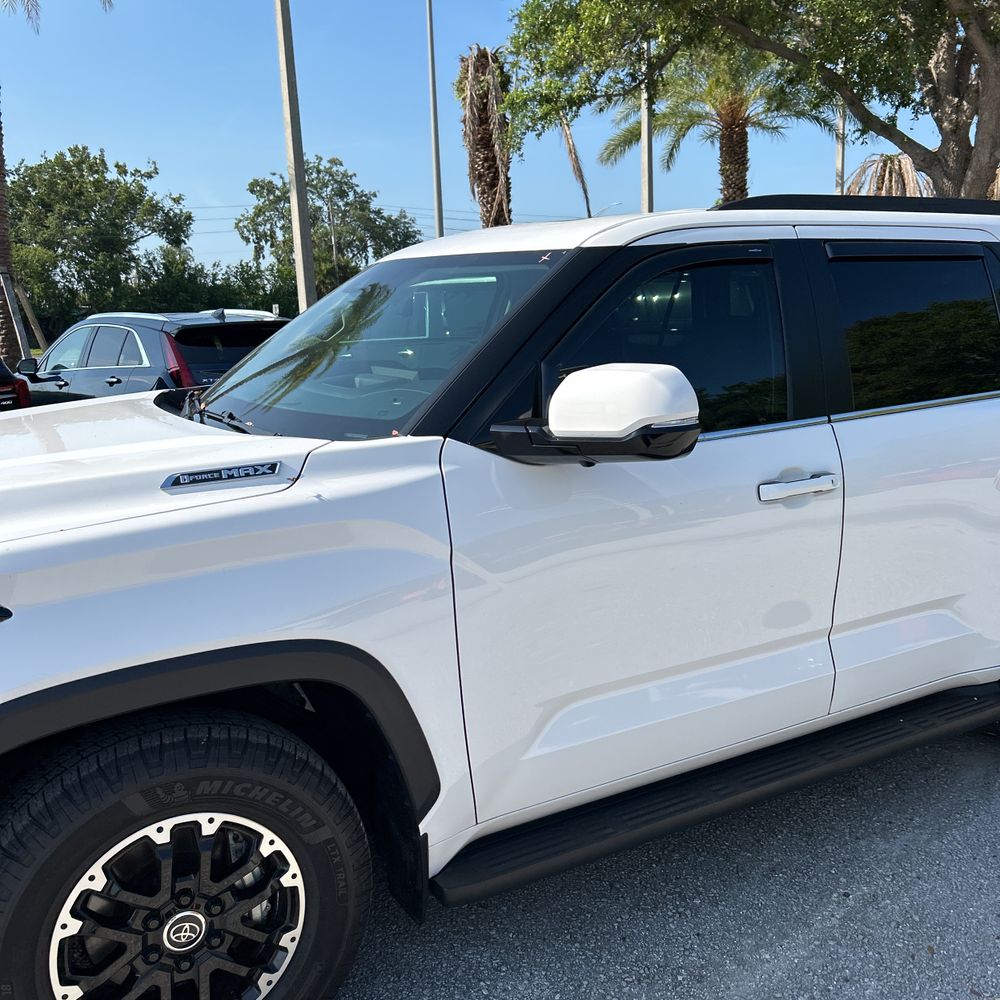 2024 Toyota Sequoia SR5