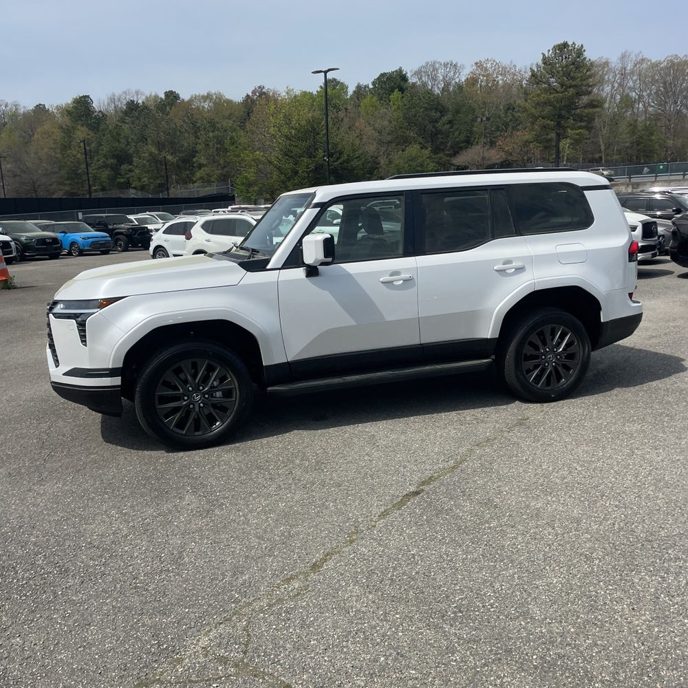 2025 Lexus GX 550 Premium