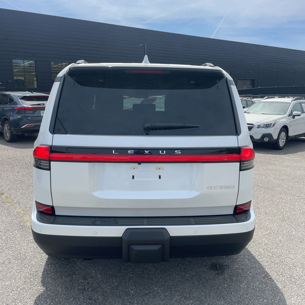 2025 Lexus GX 550 Premium