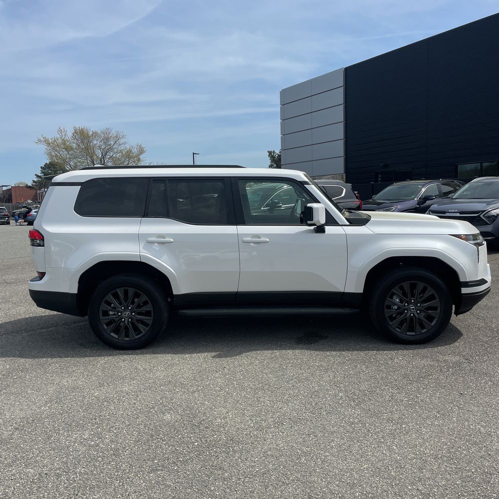 2025 Lexus GX 550 Premium