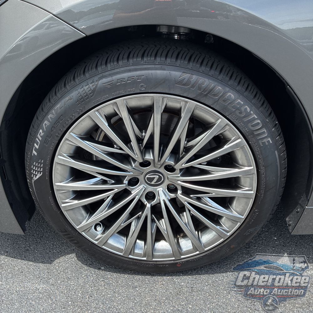 2024 Lexus LS 500 Base