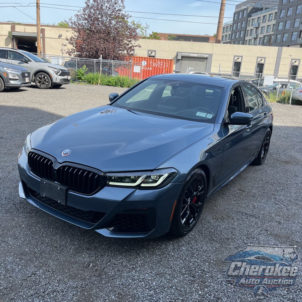 2023 BMW 5-Series M550xi
