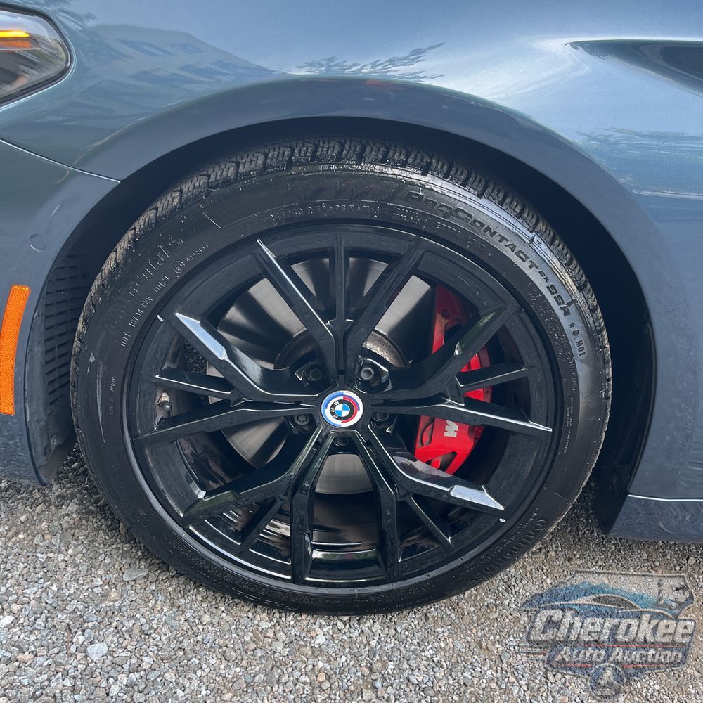 2023 BMW 5-Series M550xi