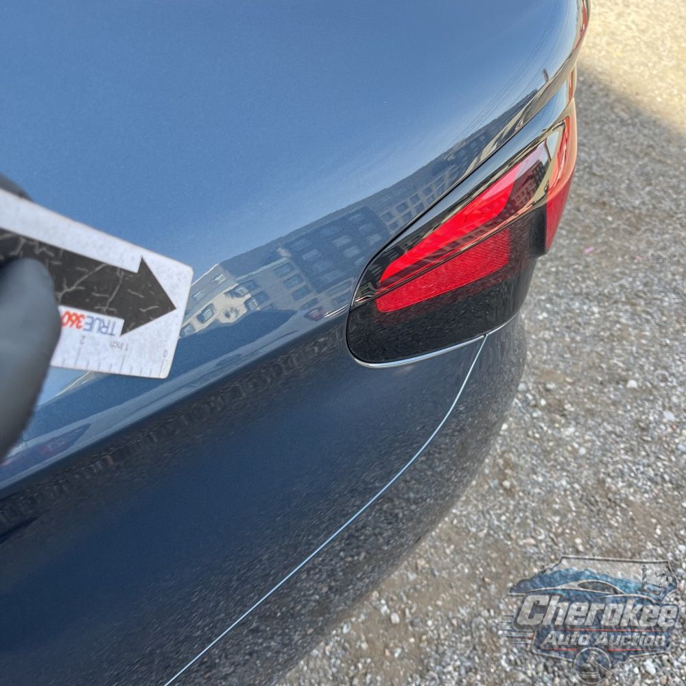 2023 BMW 5-Series M550xi