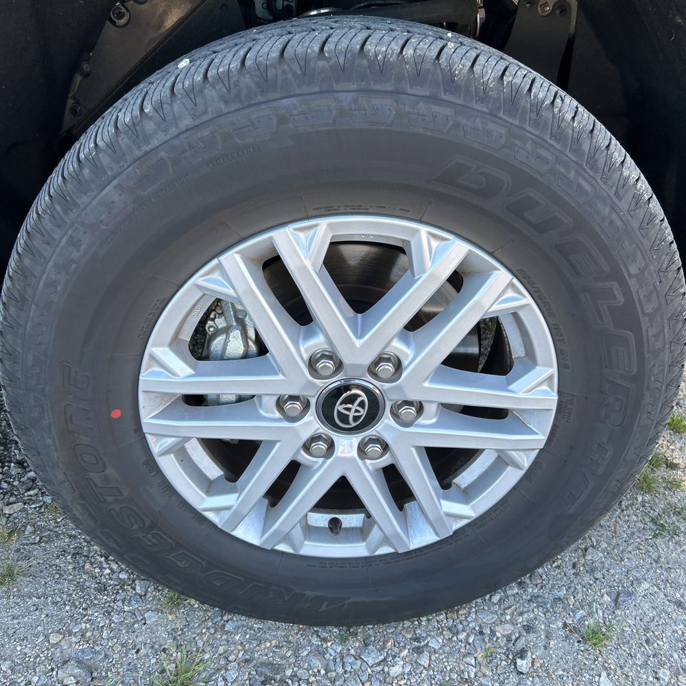 2025 Toyota Sequoia SR5