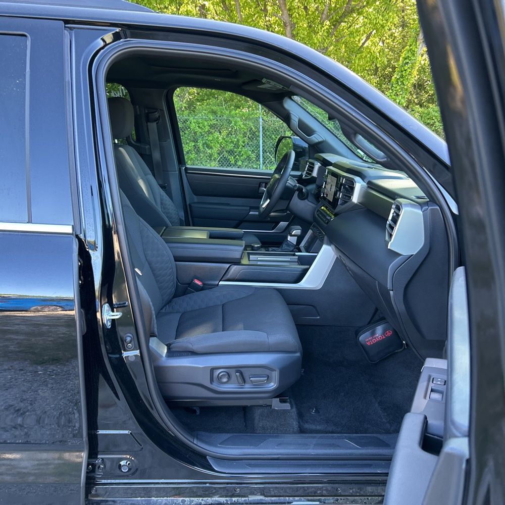 2025 Toyota Sequoia SR5