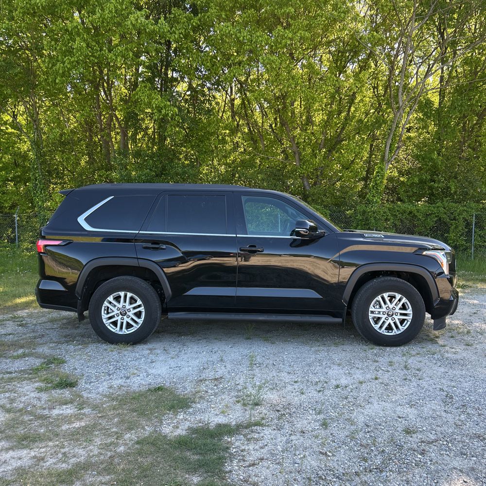 2025 Toyota Sequoia SR5