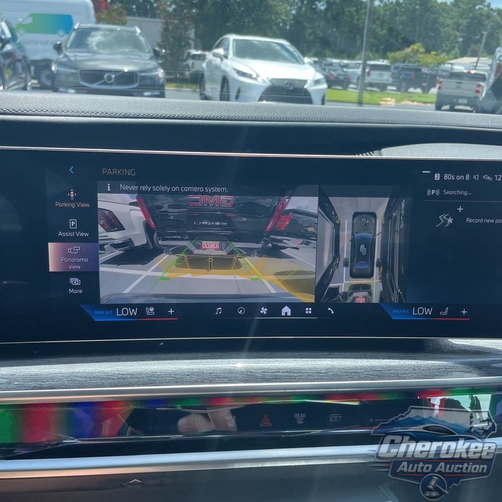 2023 BMW 7-Series 740i