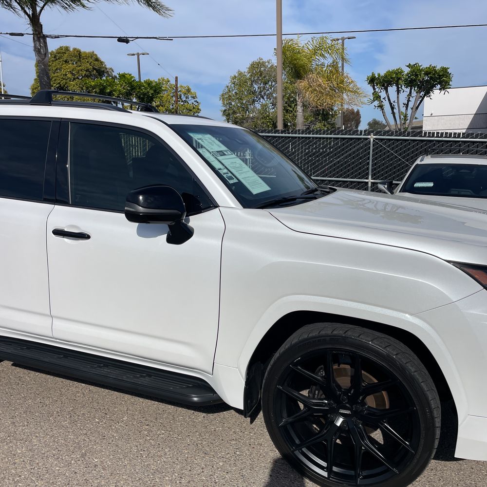 2024 Lexus LX 600 Luxury