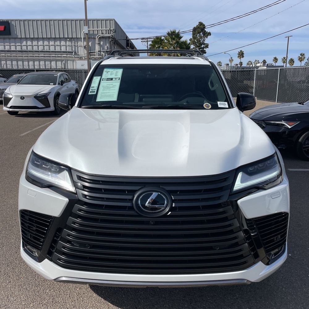 2024 Lexus LX 600 Luxury
