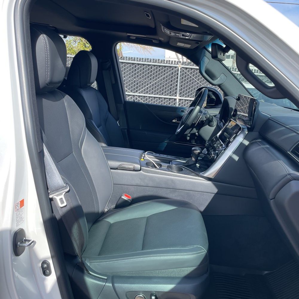 2024 Lexus LX 600 Luxury