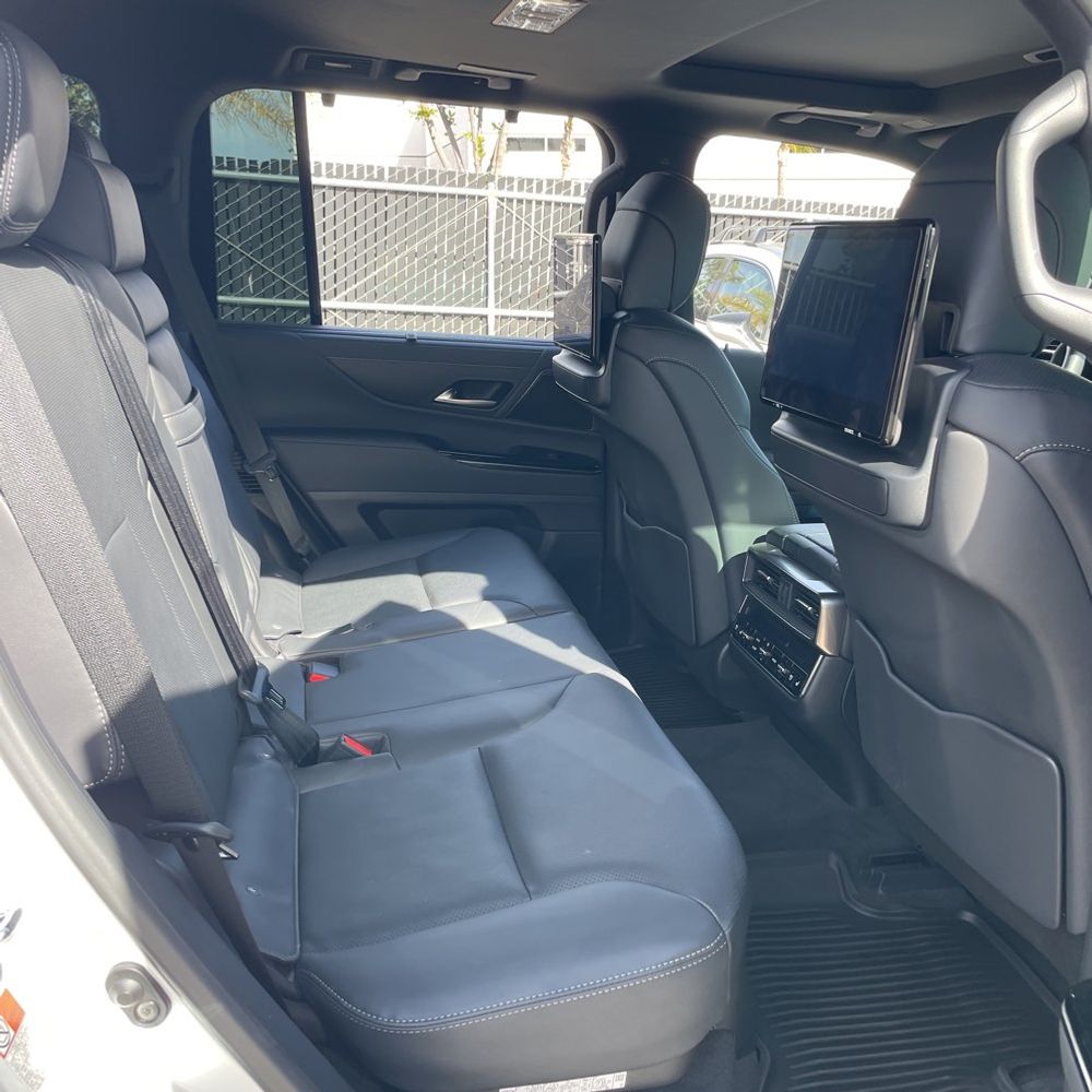 2024 Lexus LX 600 Luxury