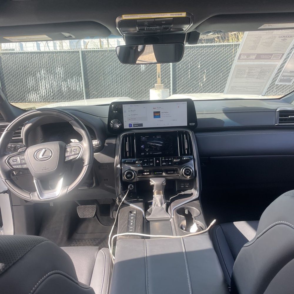 2024 Lexus LX 600 Luxury