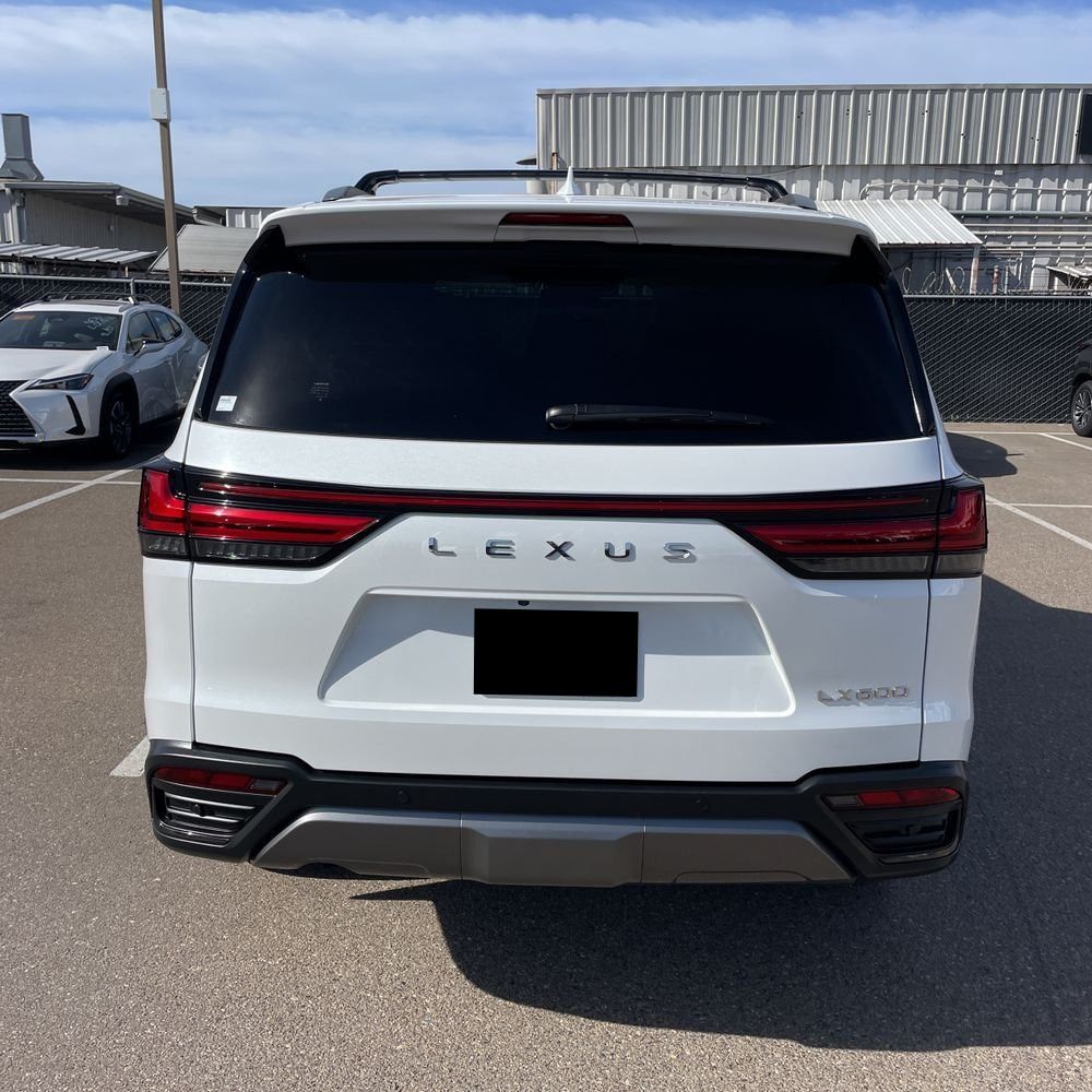 2024 Lexus LX 600 Luxury