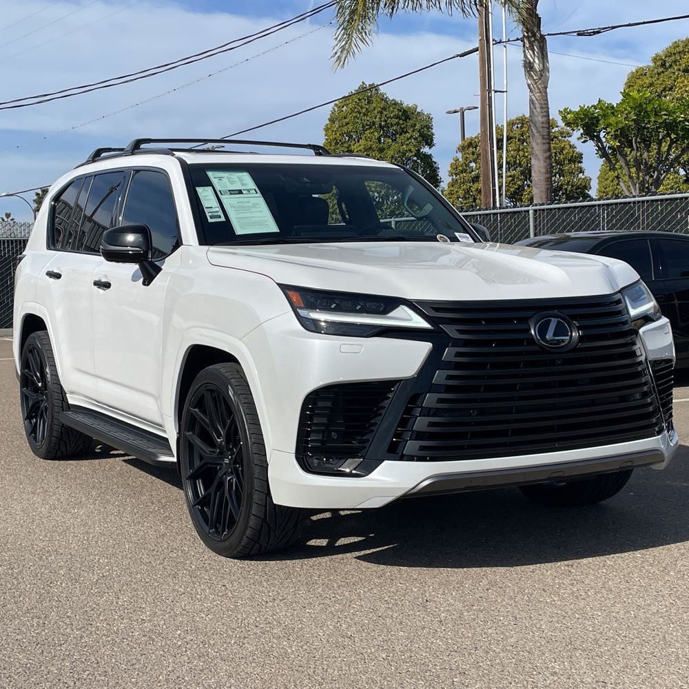 2024 Lexus LX 600 Luxury